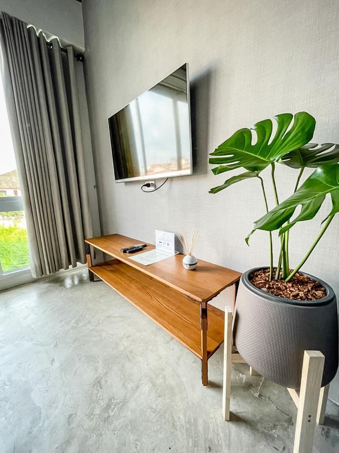 Bedgasm Hostel Чантабури Екстериор снимка