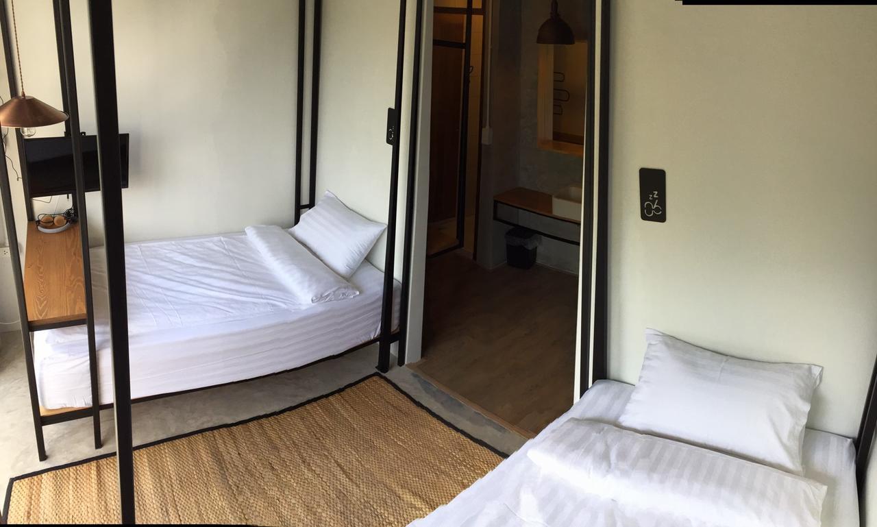 Bedgasm Hostel Чантабури Екстериор снимка